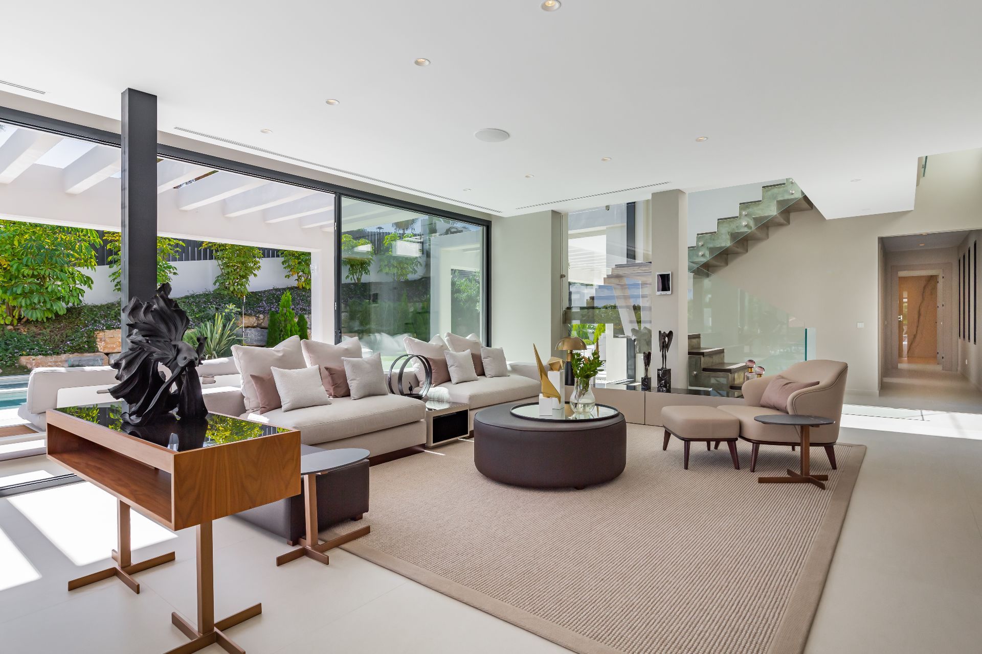 Casa de 6 Dormitorios en venta en Nueva Andalucía, Marbella