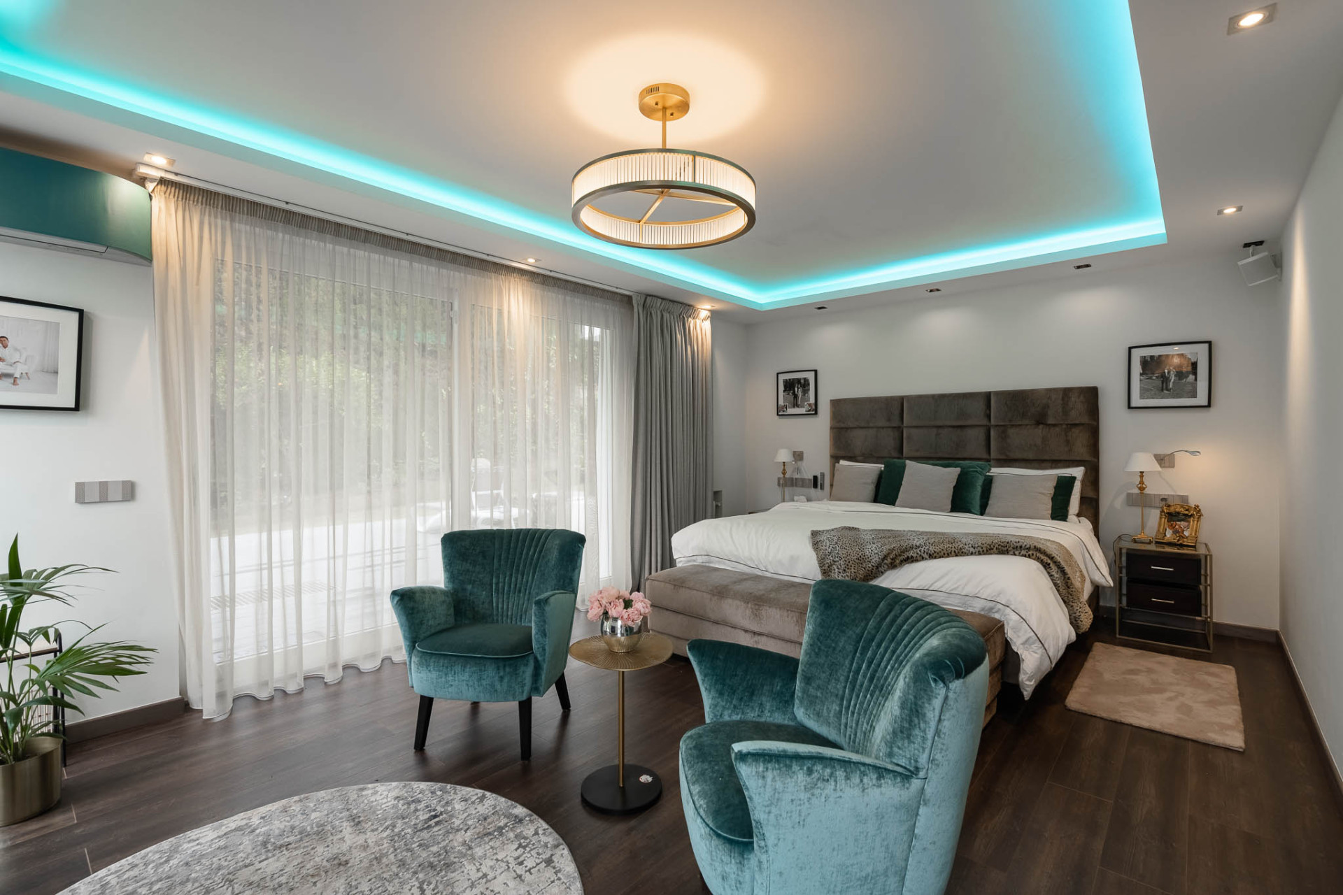 Casa de 8 Dormitorios en venta en Nueva Andalucía, Marbella
