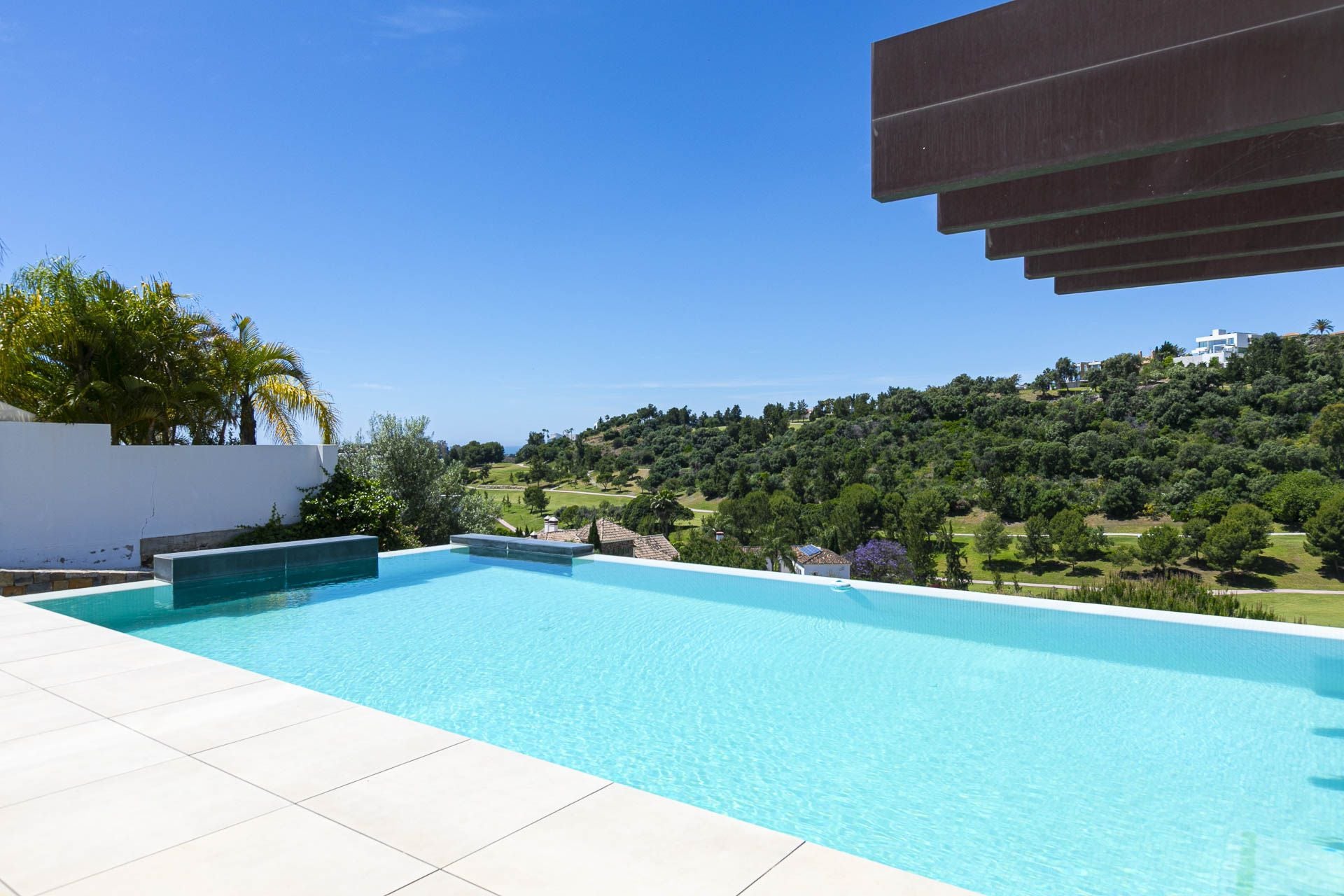 Casa de 6 Dormitorios en venta en La Alquería, Benahavís