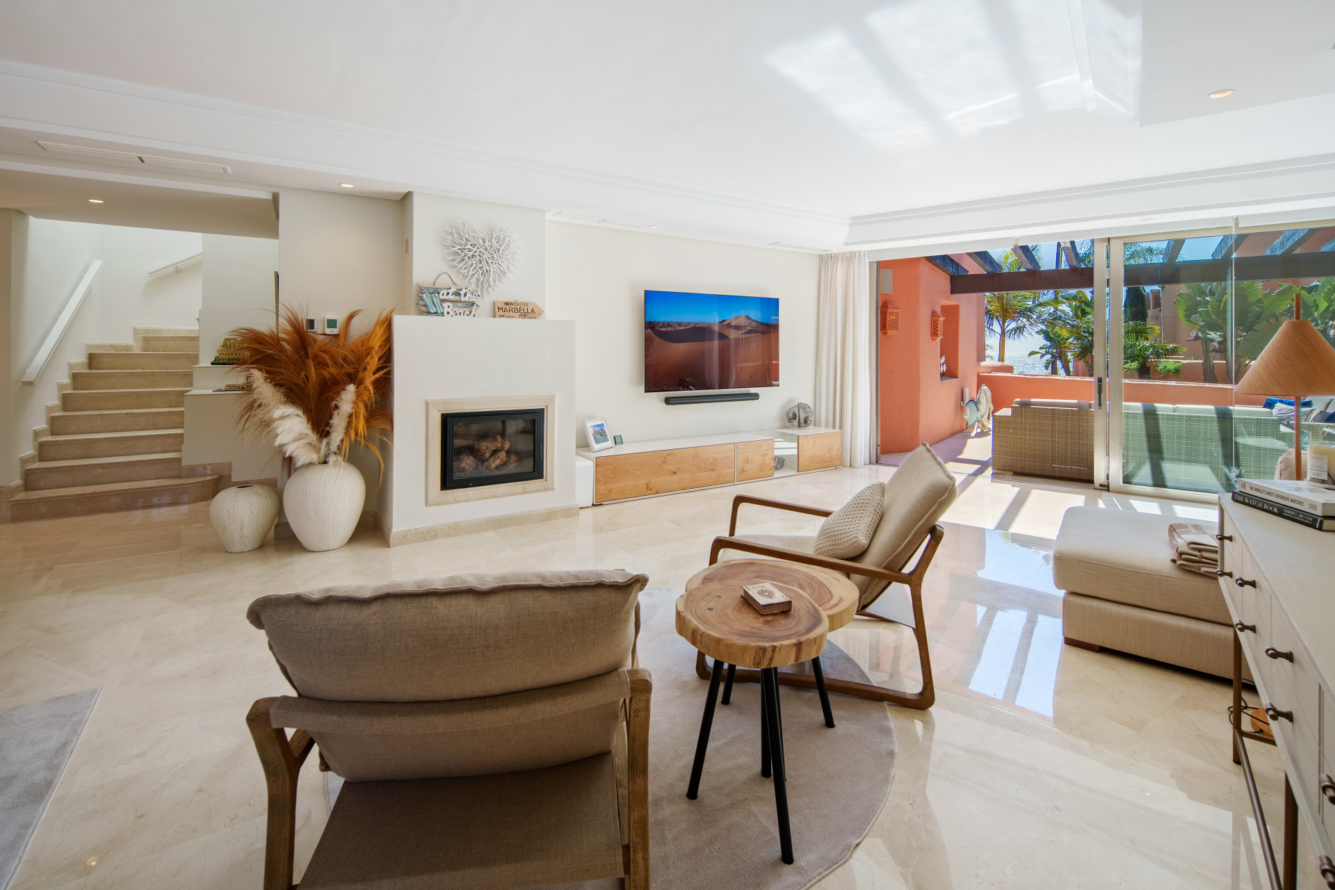Ático de 3 Dormitorios y 4 Baños en venta en Los Monteros, Marbella
