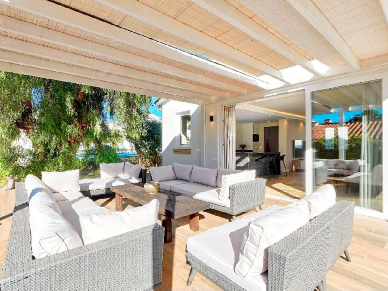 Casa Adosada de 3 Dormitorios en venta en Marbella Centro