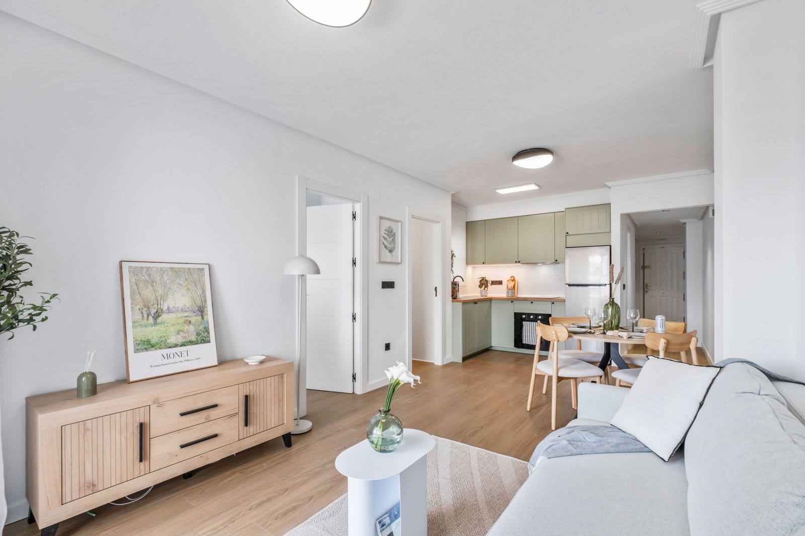 Piso de 2 Dormitorios y 1 Baño en venta en Orihuela Costa