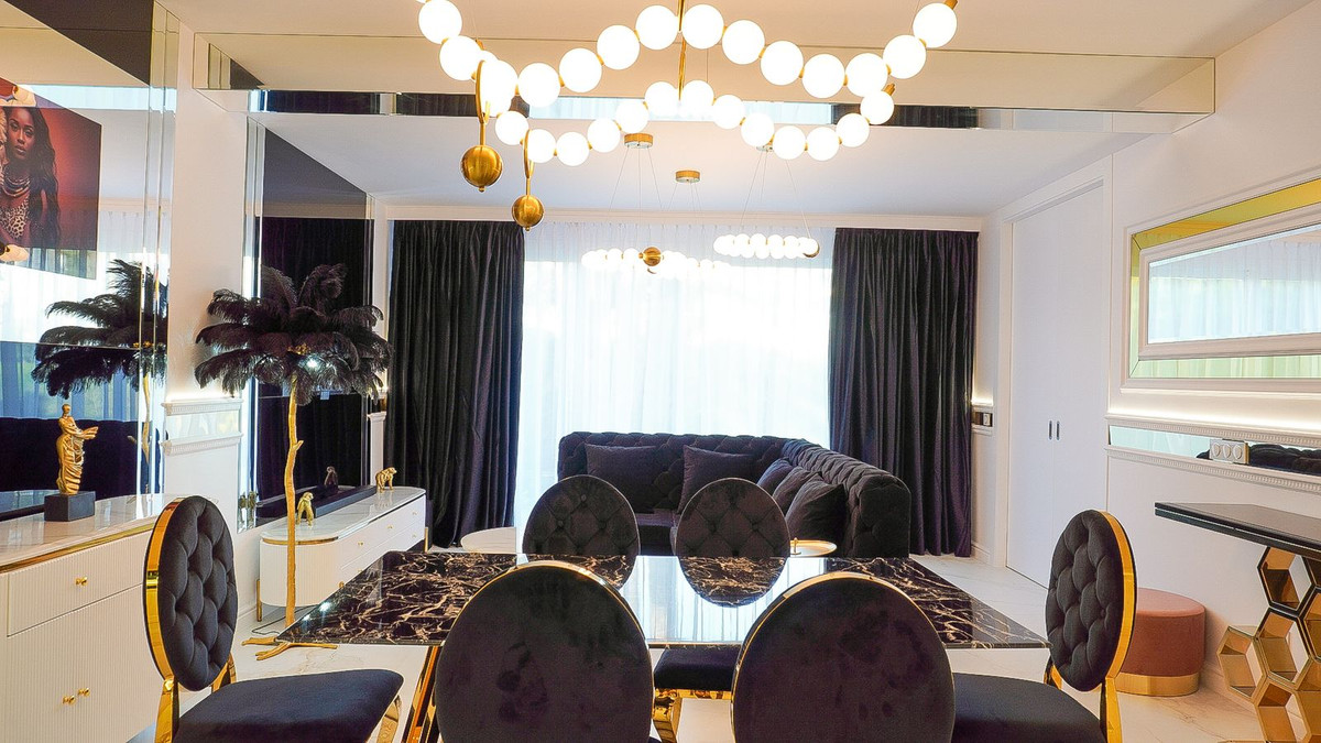 Piso de 2 Dormitorios y 1 Baño en venta en Nueva Andalucía, Marbella