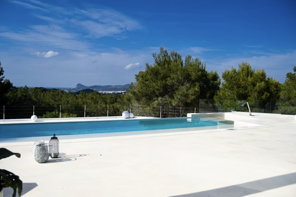 Casa de 4 Dormitorios y 4 Baños en alquiler en Sant Josep de sa Talaia