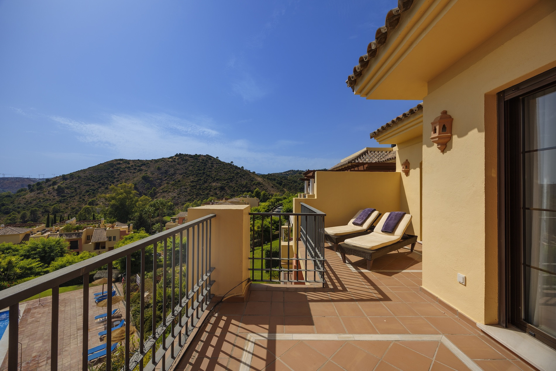 Ático de 3 Dormitorios en venta en Los Arqueros, Benahavís