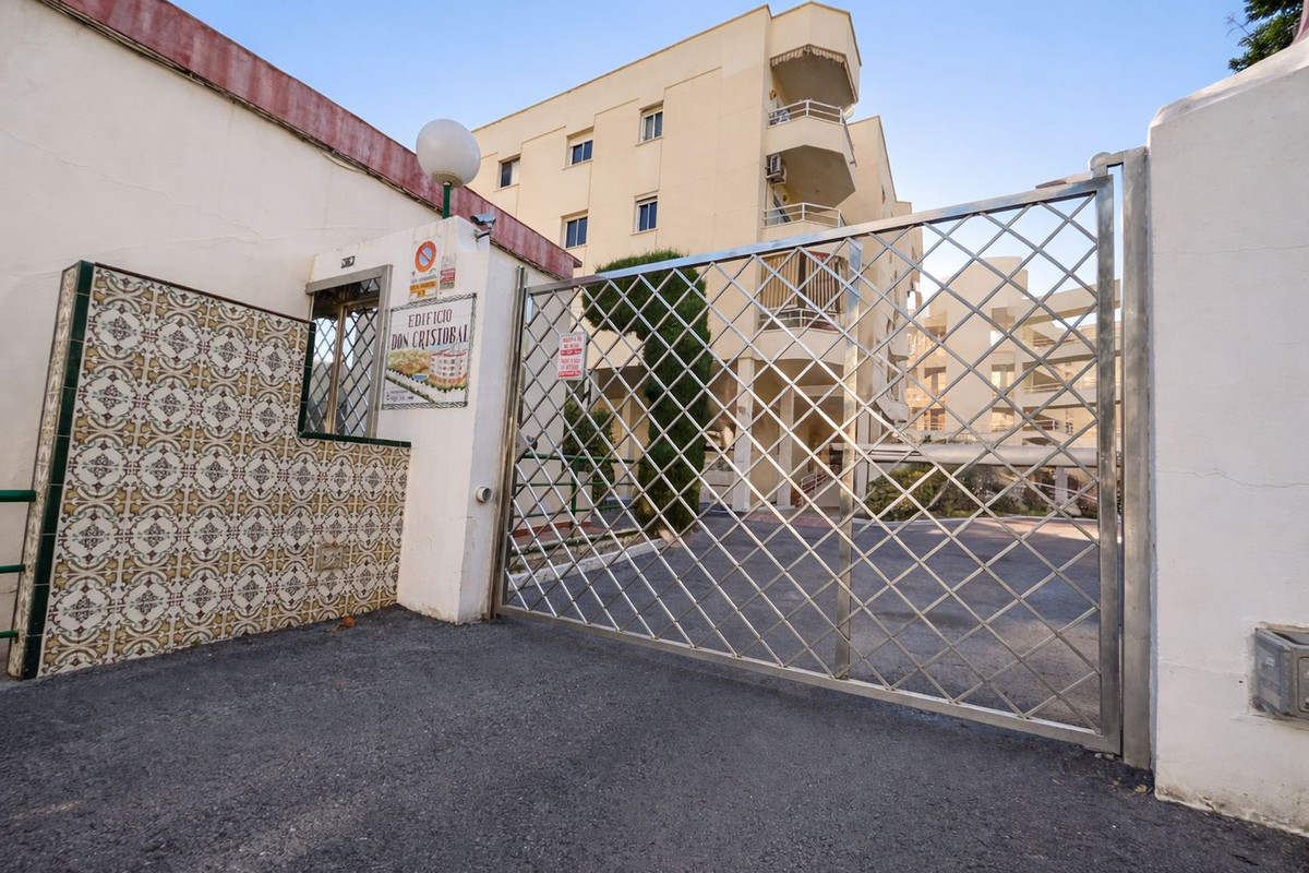 Piso de 3 Dormitorios en venta en Torremolinos