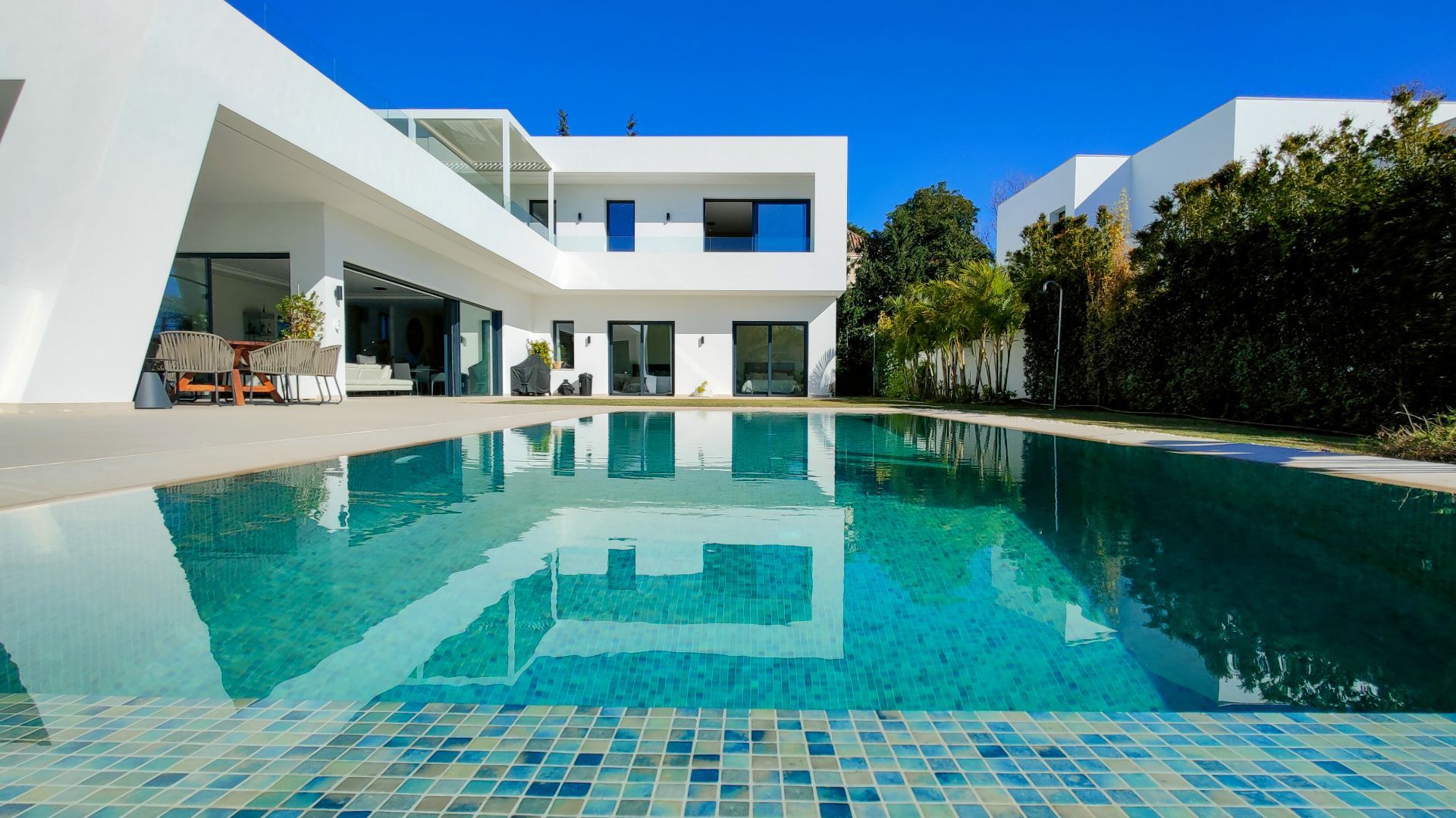 Casa de 5 Dormitorios en venta en Marbella