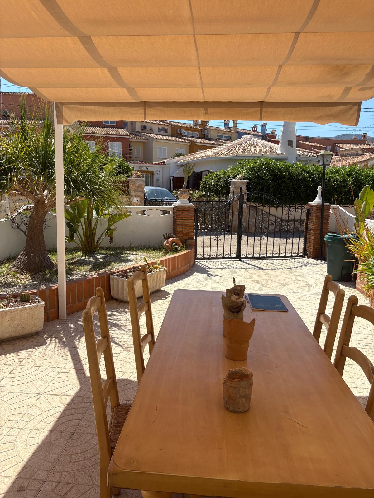 Piso de 3 Dormitorios y 1 Baño en venta en Dénia