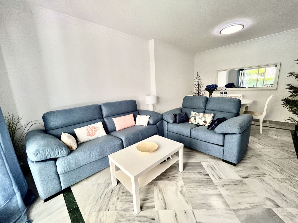Piso de 3 Dormitorios y 3 Baños en venta en Puerto Banús