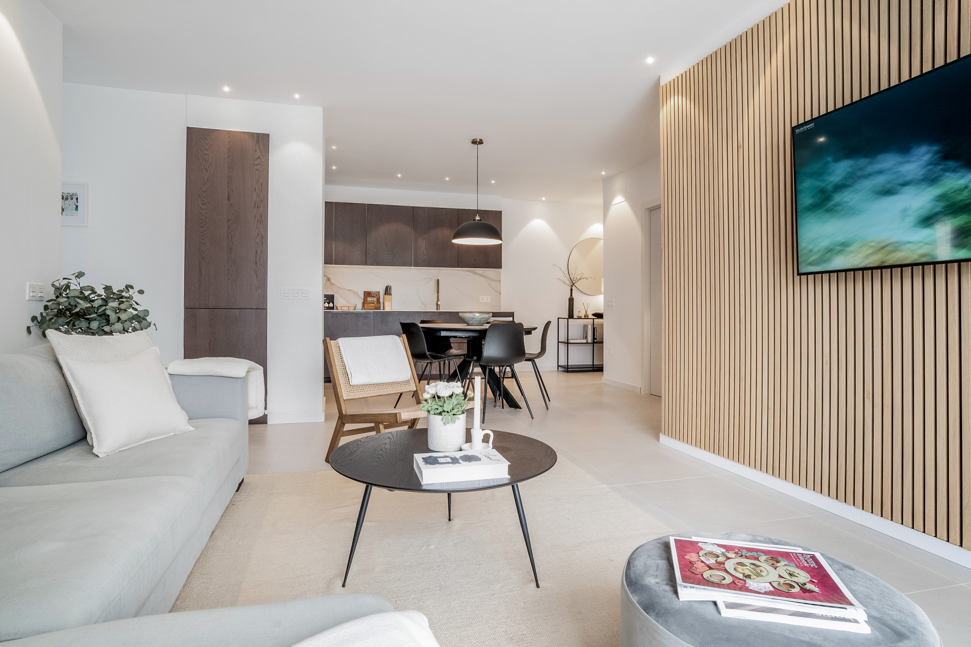 Piso de 3 Dormitorios en venta en Nueva Andalucía, Marbella