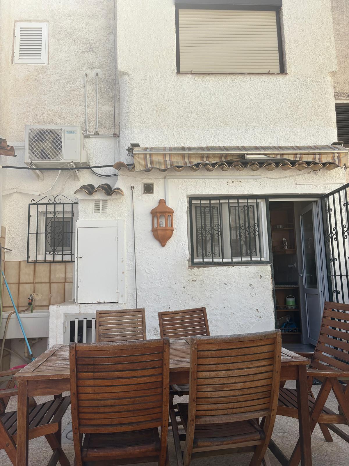 Piso de 3 Dormitorios y 1 Baño en venta en Dénia