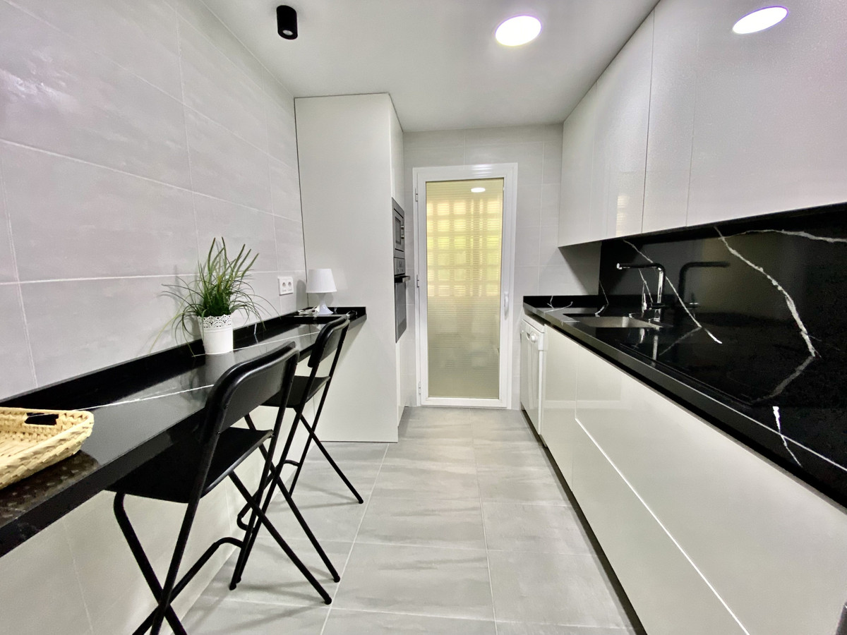 Piso de 3 Dormitorios y 3 Baños en venta en Puerto Banús