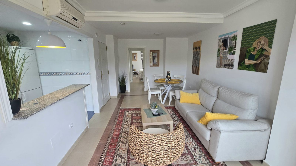 1 спалня, 1 баня - Апартамент за продажба в Nueva Andalucia, Marbella