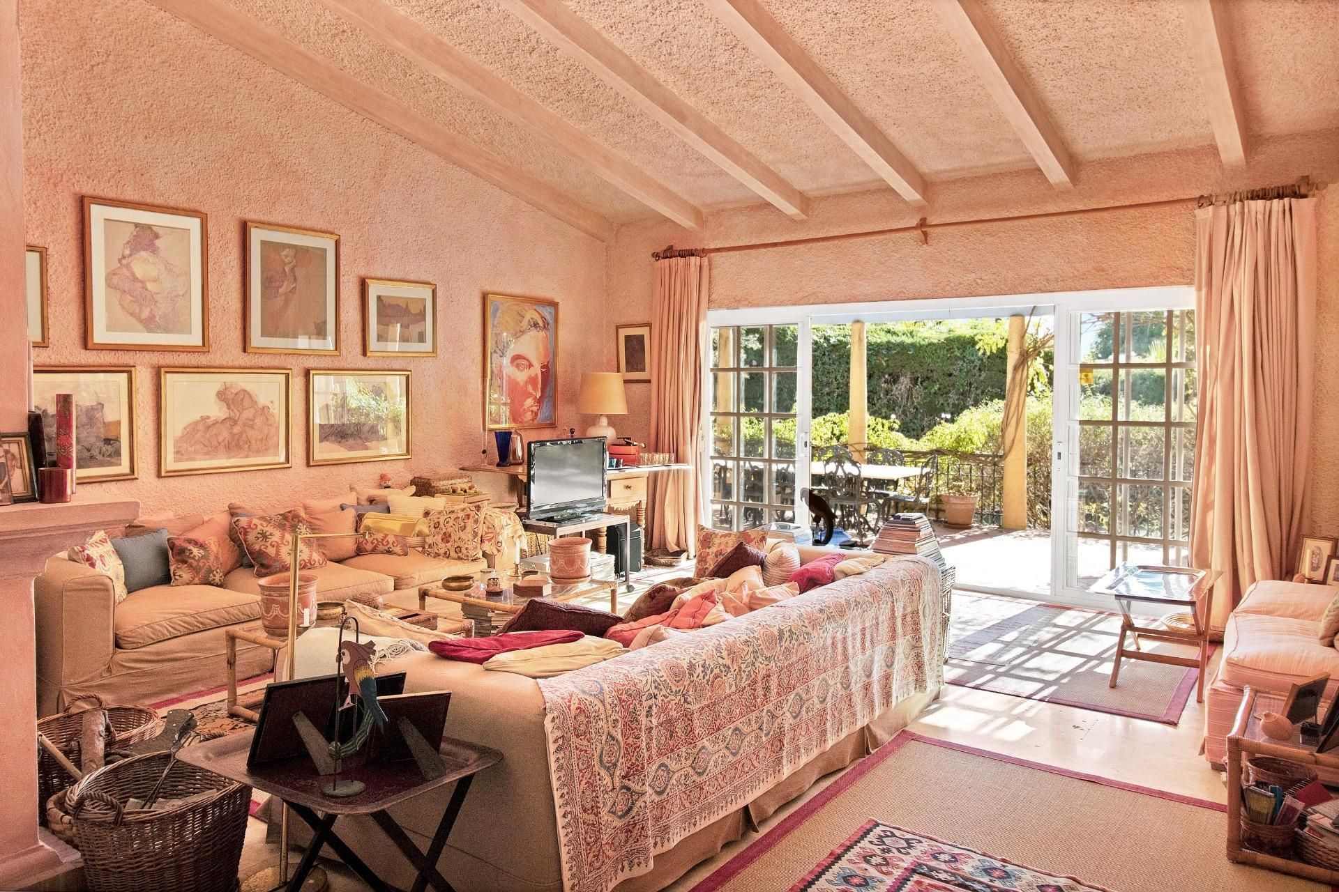 Casa de 4 Dormitorios en venta en Milla de Oro, Marbella