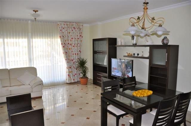 Piso de 3 Dormitorios en venta en Marbella