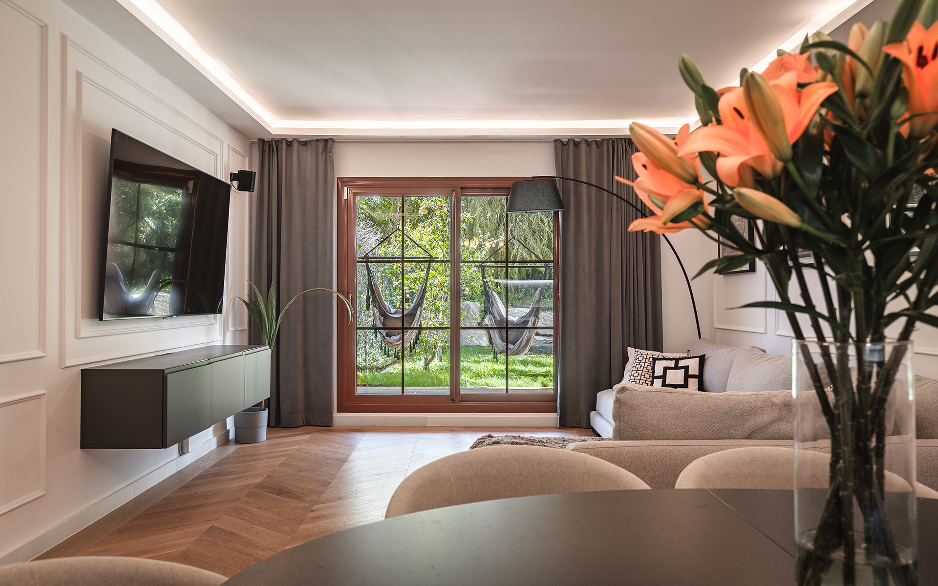 Piso de 3 Dormitorios y 2 Baños en venta en Atalaya, Estepona