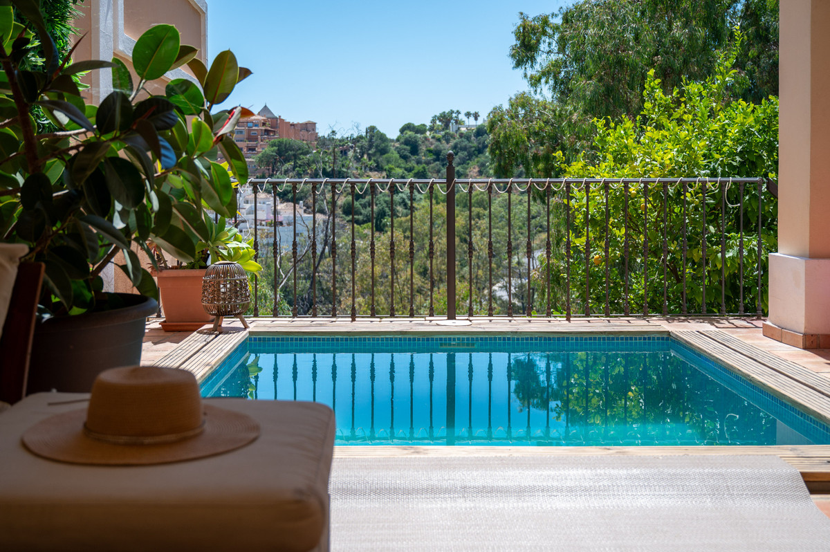 Casa de 3 Dormitorios y 2 Baños en venta en Nueva Andalucía, Marbella