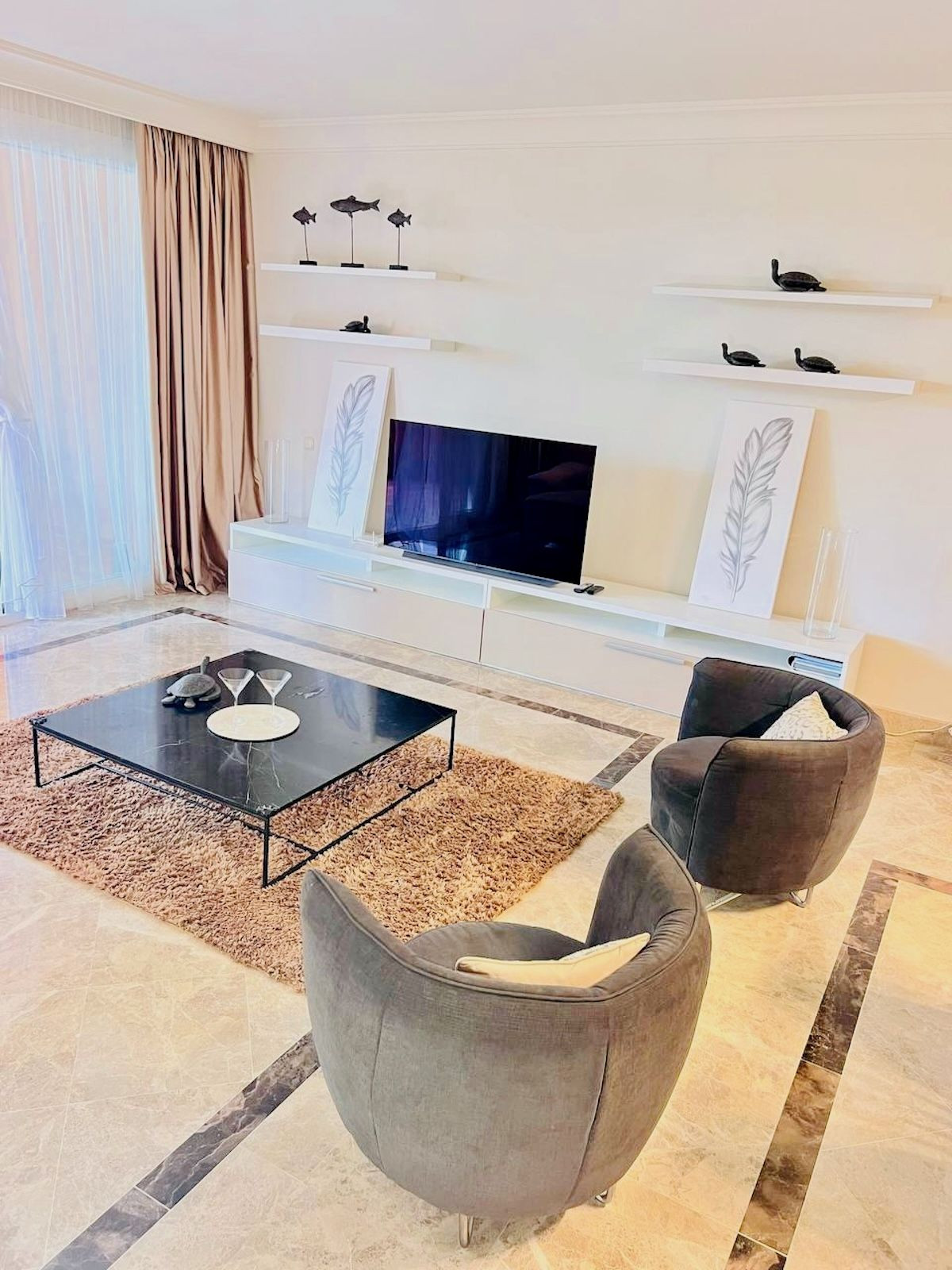 3 спални - Апартамент под наем в Nueva Andalucia, Marbella