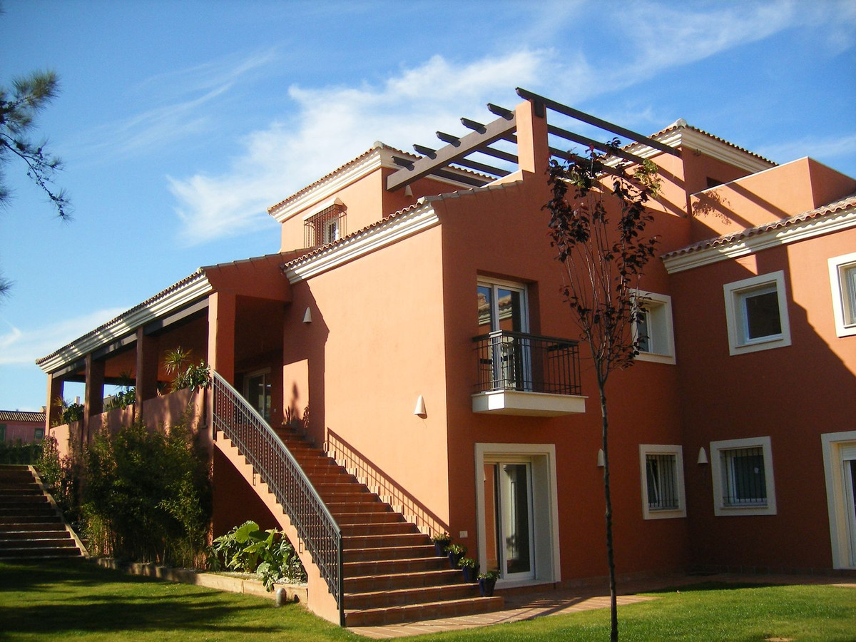 4 спални, 4 бани - Вила за продажба в Sotogrande Alto