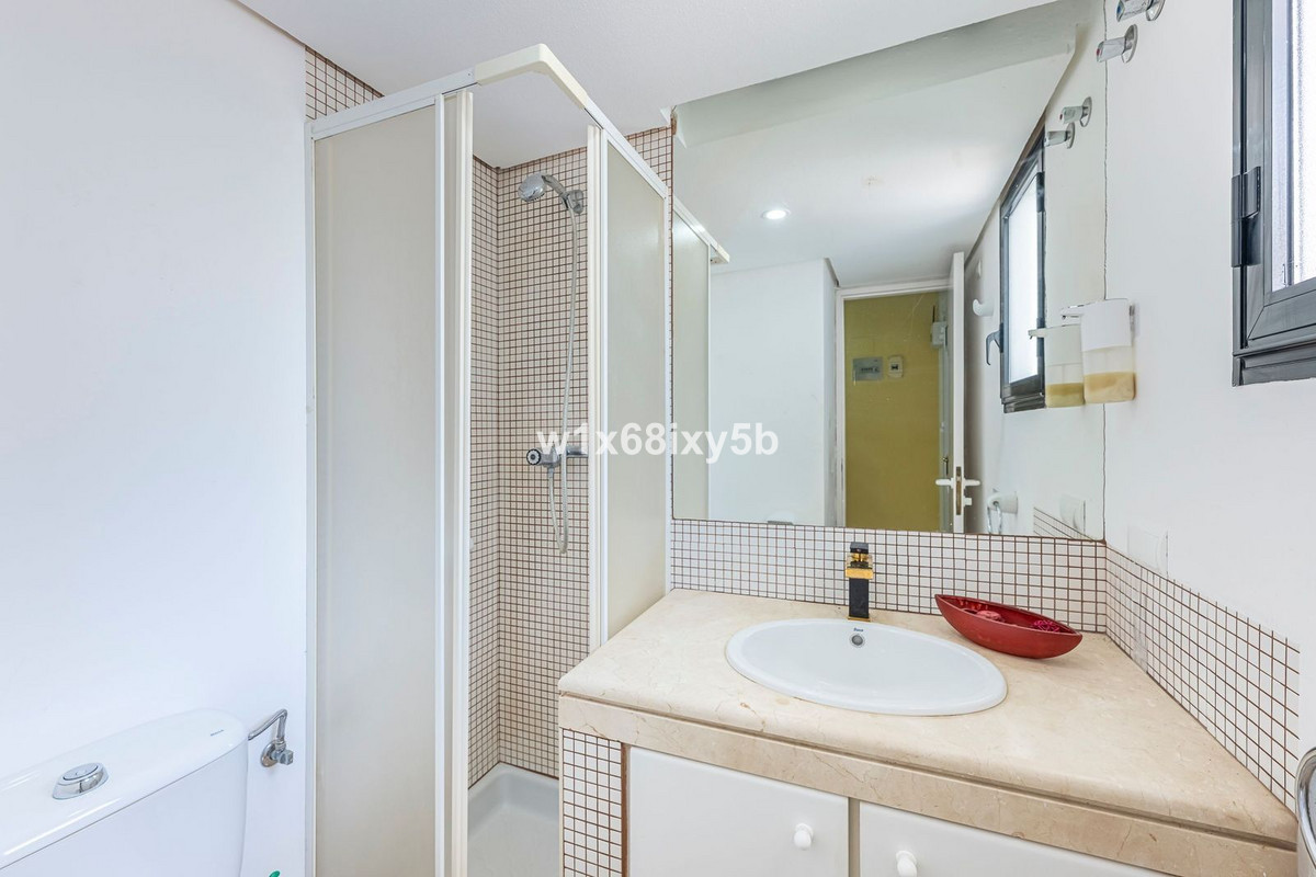 Casa Adosada de 3 Dormitorios y 3 Baños en venta en Cancelada