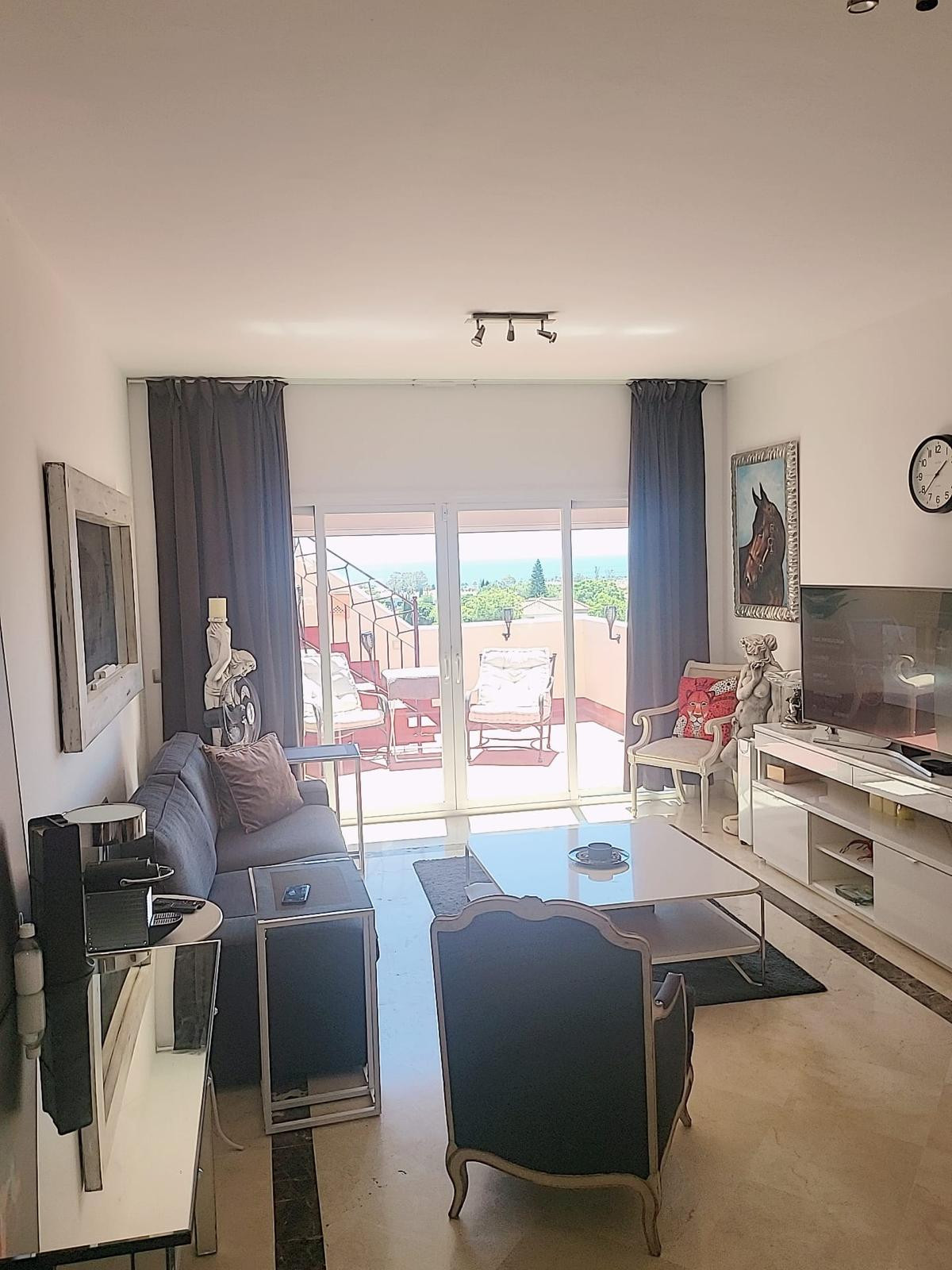 Ático de 2 Dormitorios en venta en Cancelada, Estepona