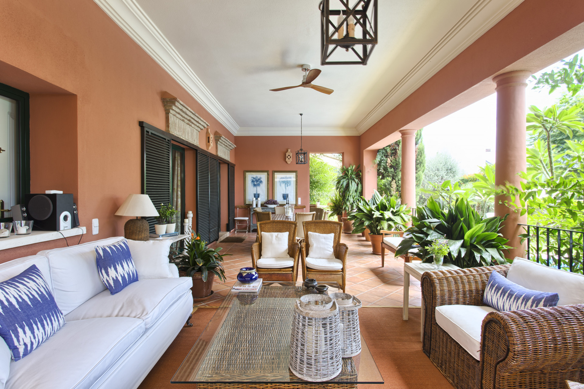 5 Bed, 5 Bath - Villa for Sale in Marbella Golden Mile