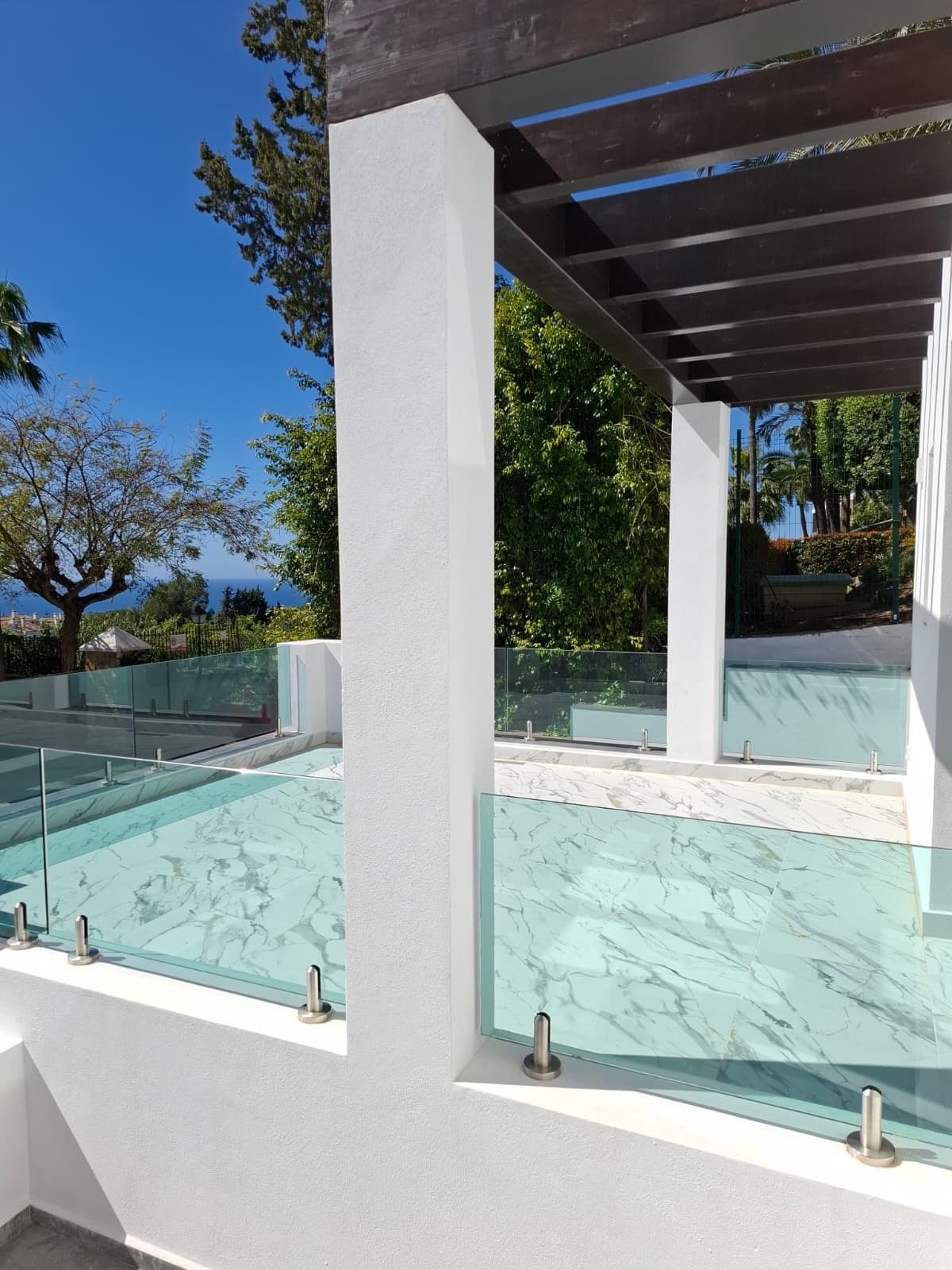 Casa de 5 Dormitorios en venta en Sierra Blanca, Marbella