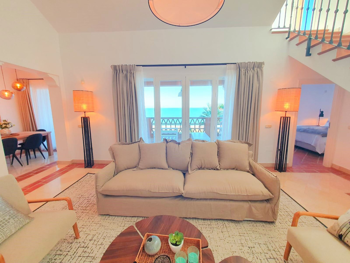 Ático de 3 Dormitorios y 2 Baños en venta en Casares