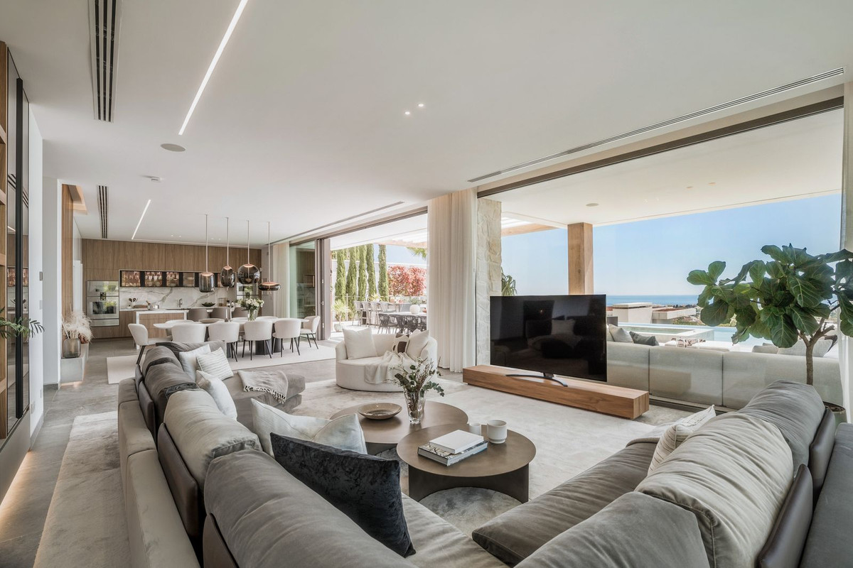 Casa de 6 Dormitorios en venta en La Quinta, Benahavís