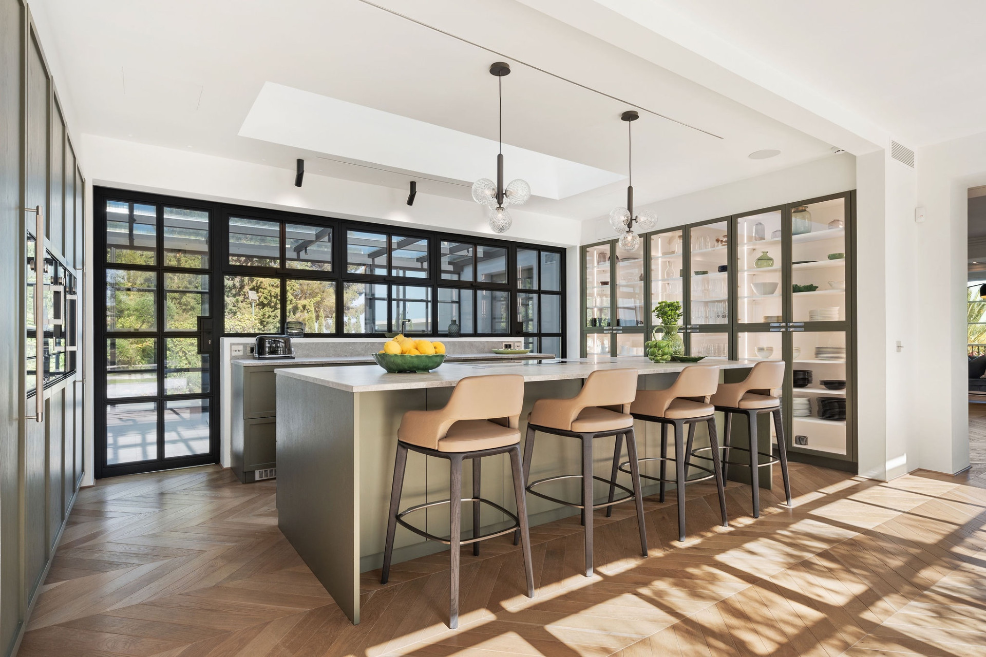 Casa de 6 Dormitorios en venta en Sierra Blanca, Marbella