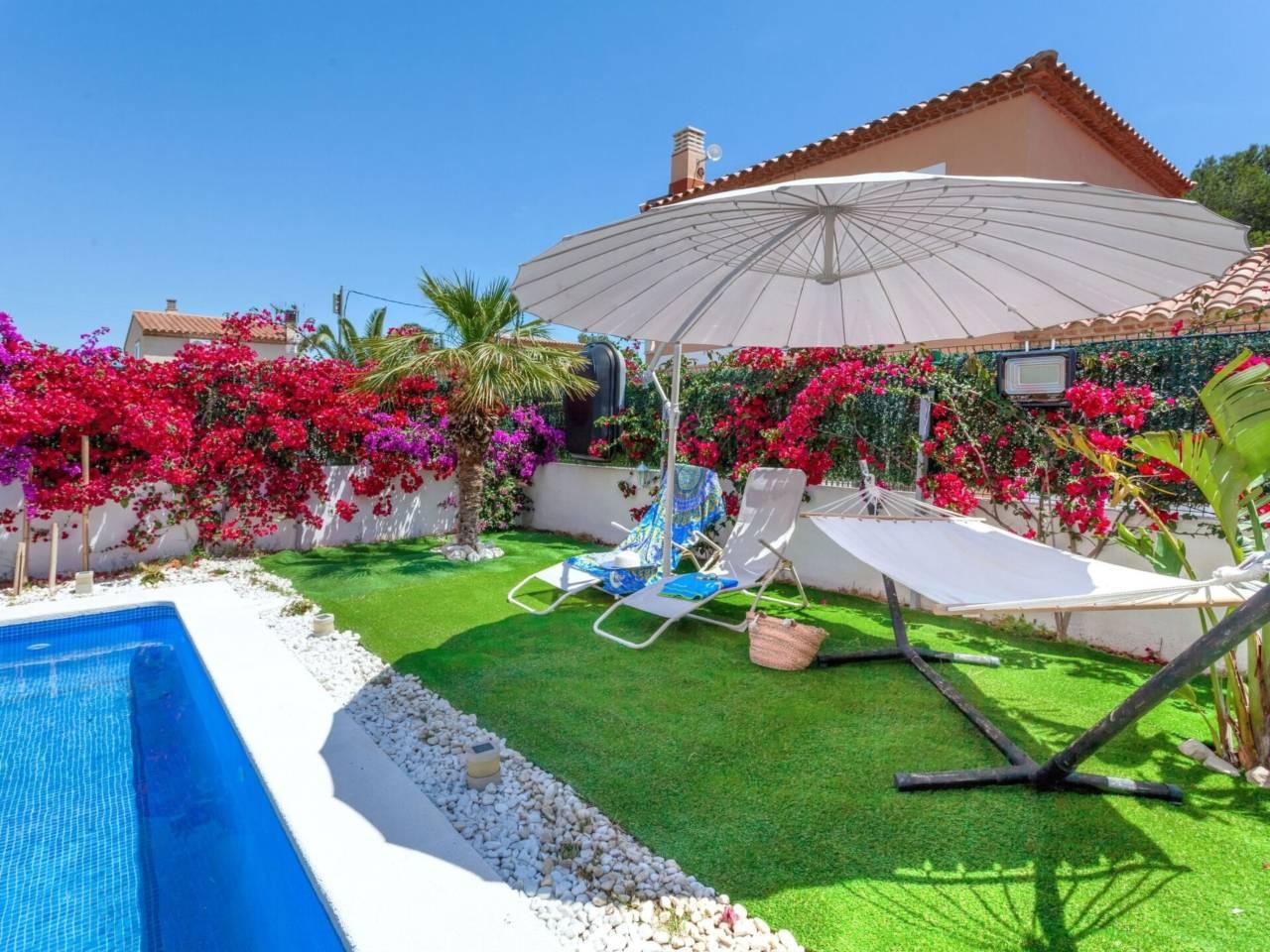 Casa Adosada de 3 Dormitorios en venta en L'Ametlla de Mar