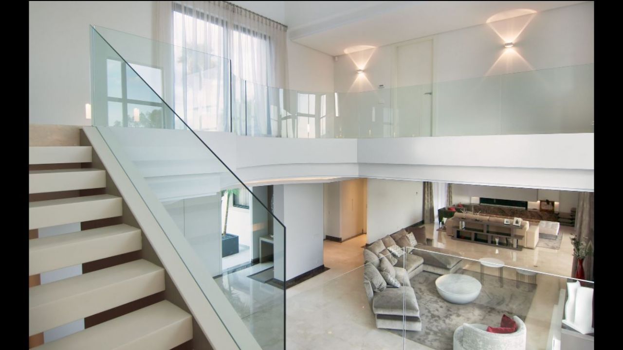 Casa de 7 Dormitorios y 8 Baños en venta en Marbella