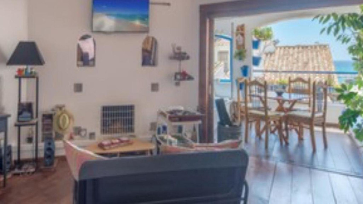 Piso de 2 Dormitorios y 2 Baños en venta en Puerto Banús