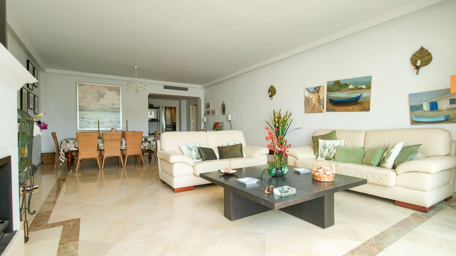 Piso de 3 Dormitorios y 4 Baños en venta en Río Real, Marbella