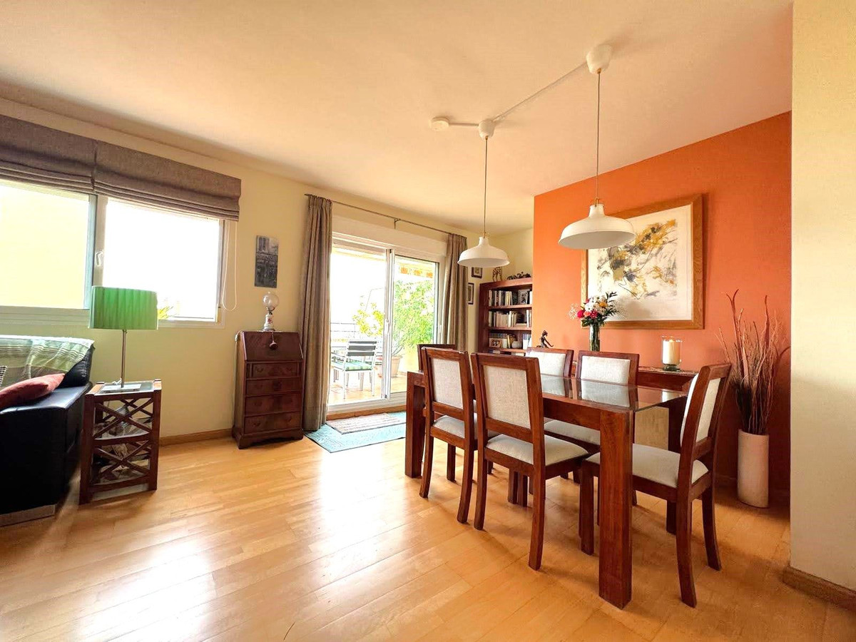 Ático de 4 Dormitorios en venta en Torremolinos