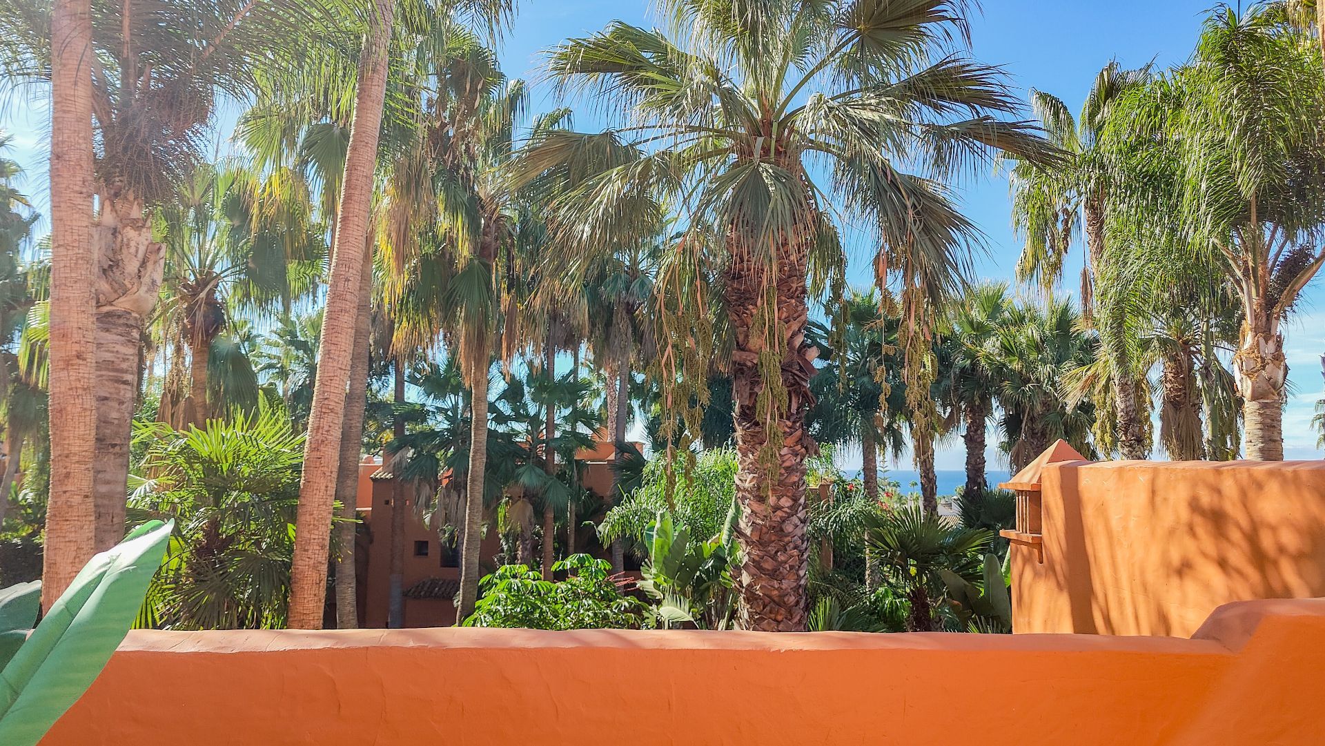3 Bed, 3 Bath - Townhouse for Sale in Marbella Golden Mile