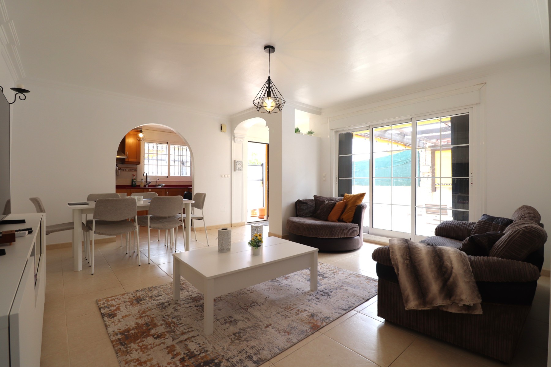 3 Slaapk., 2 Badk. - Villa te koop in Torrevieja