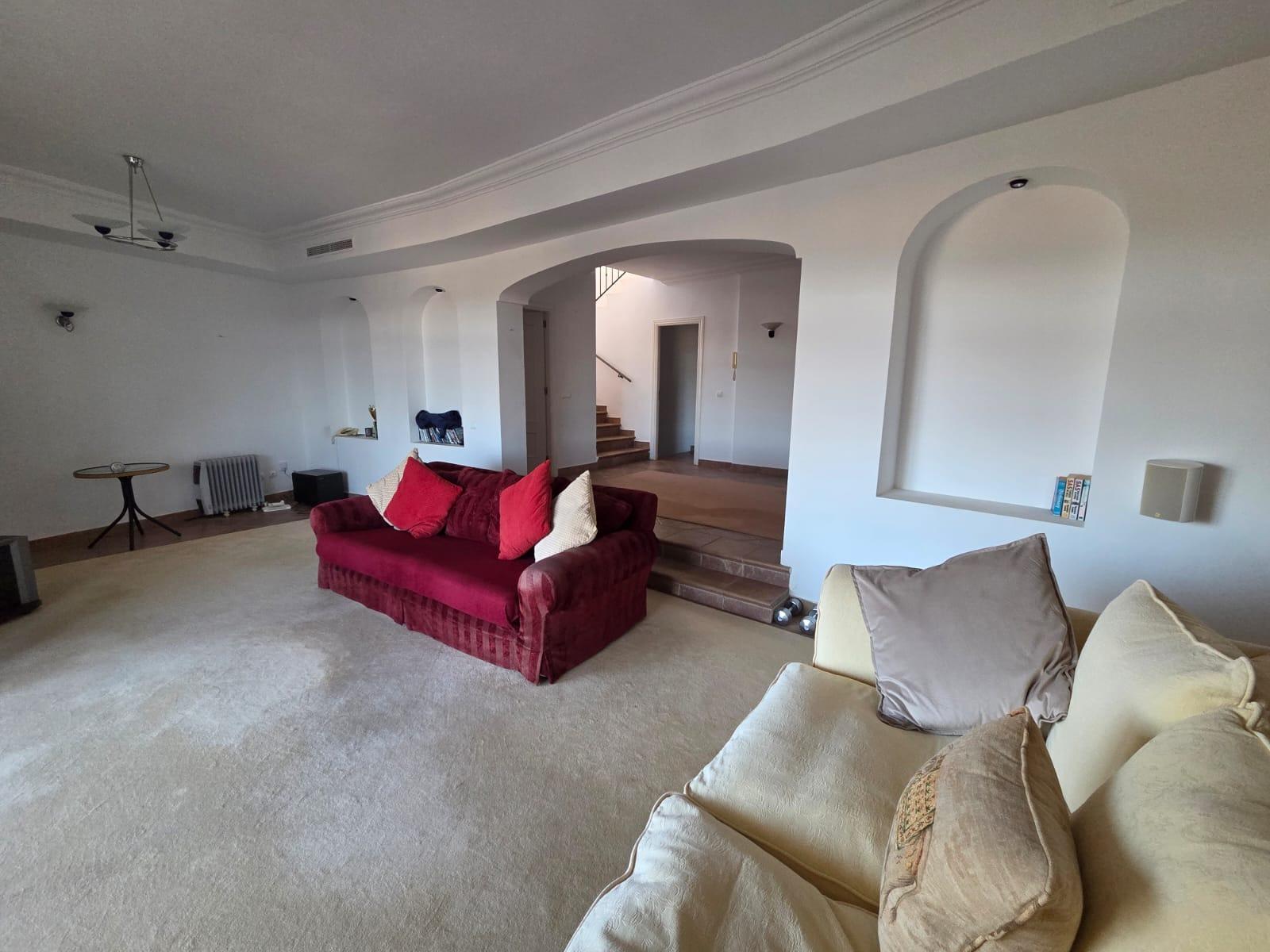 Casa de 5 Dormitorios en venta en Mijas Golf