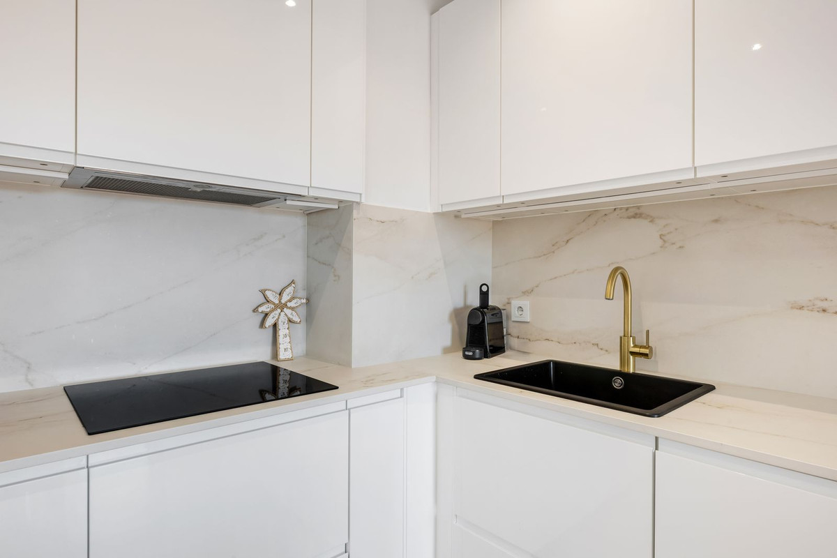 Piso de 1 Dormitorio y 1 Baño en venta en Estepona