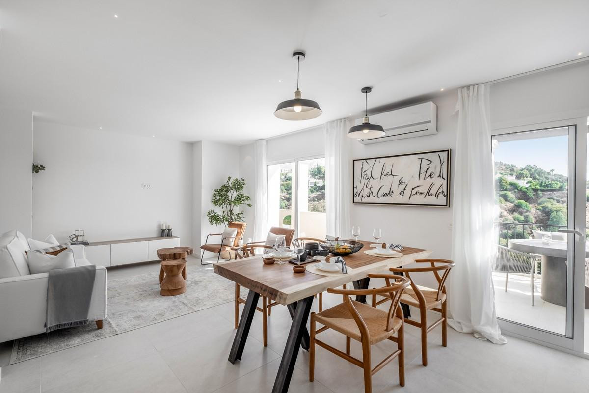 Ático de 4 Dormitorios en venta en La Quinta, Benahavís