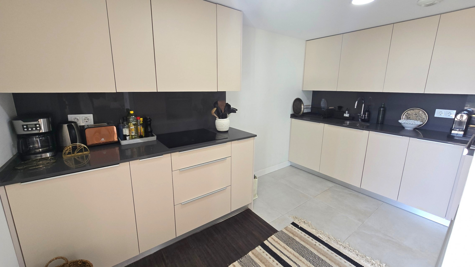 Piso de 2 Dormitorios en venta en Benalmádena