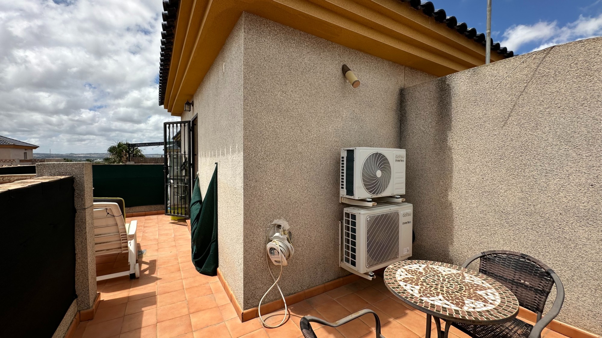 3 Slaapk., 2 Badk. - Villa te koop in Torrevieja