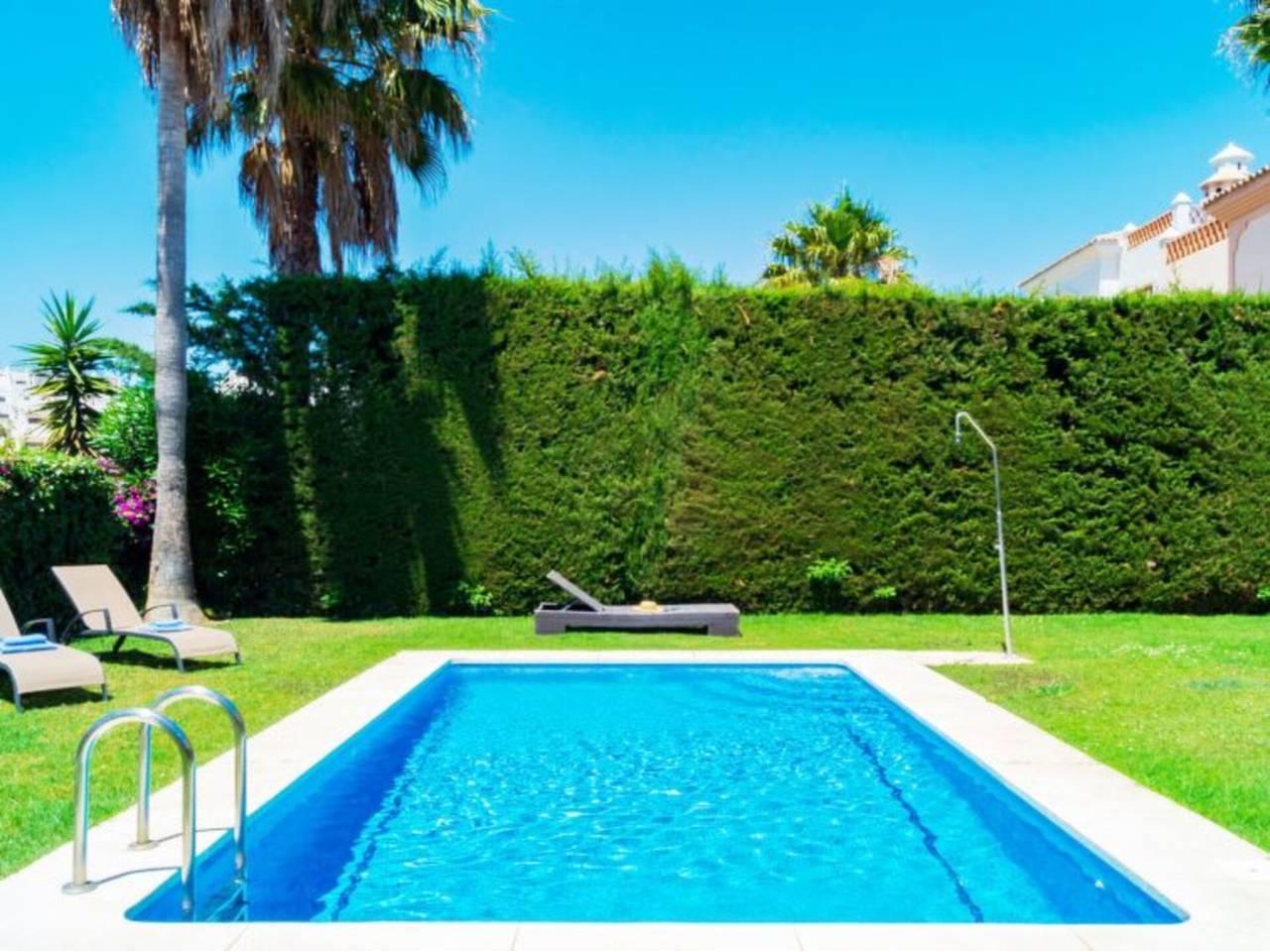 3 Bed, 3 Bath - Townhouse for Sale in La Alqueria, Estepona