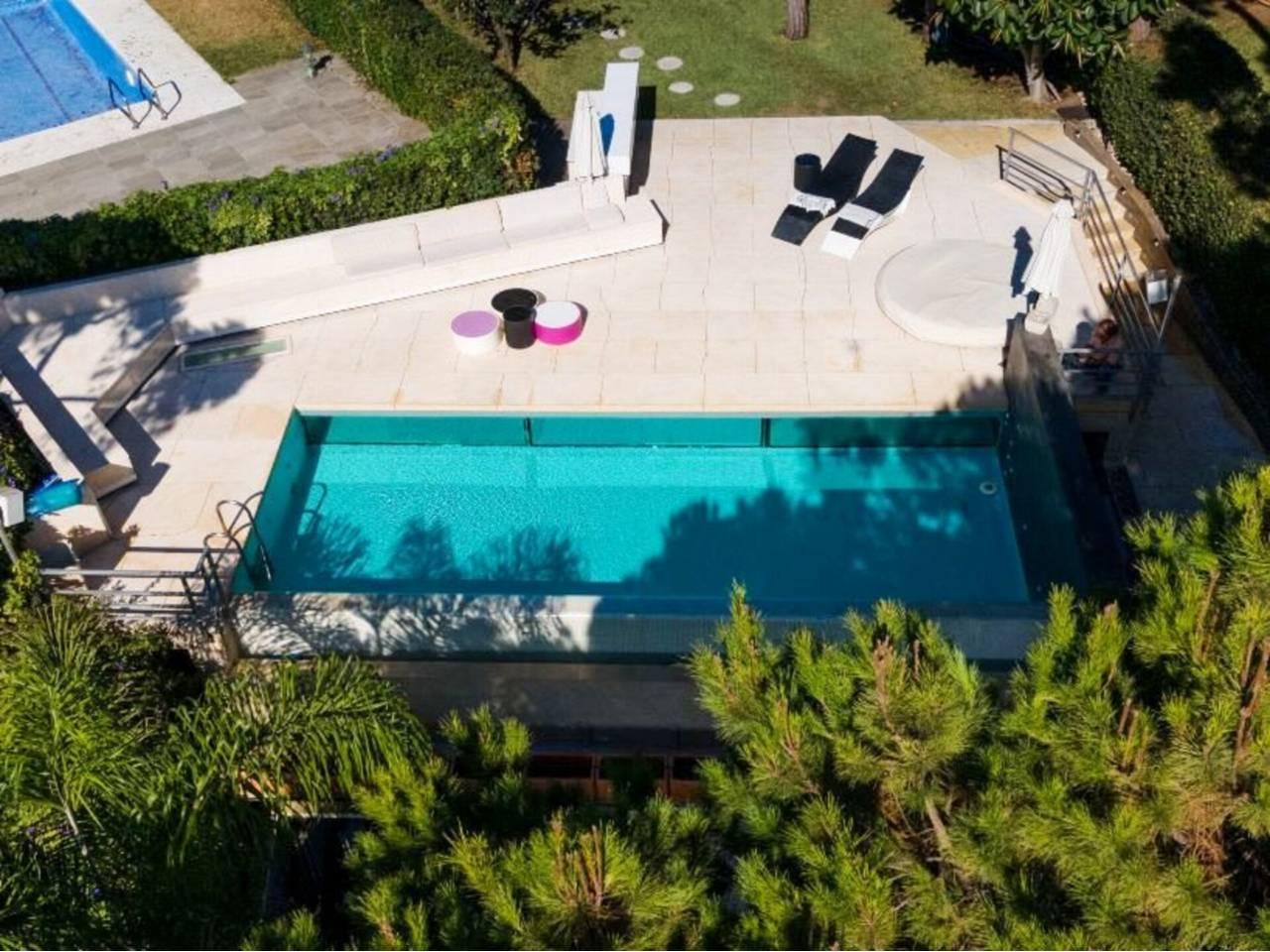 Casa Adosada de 4 Dormitorios y 4 Baños en venta en Marbella Centro