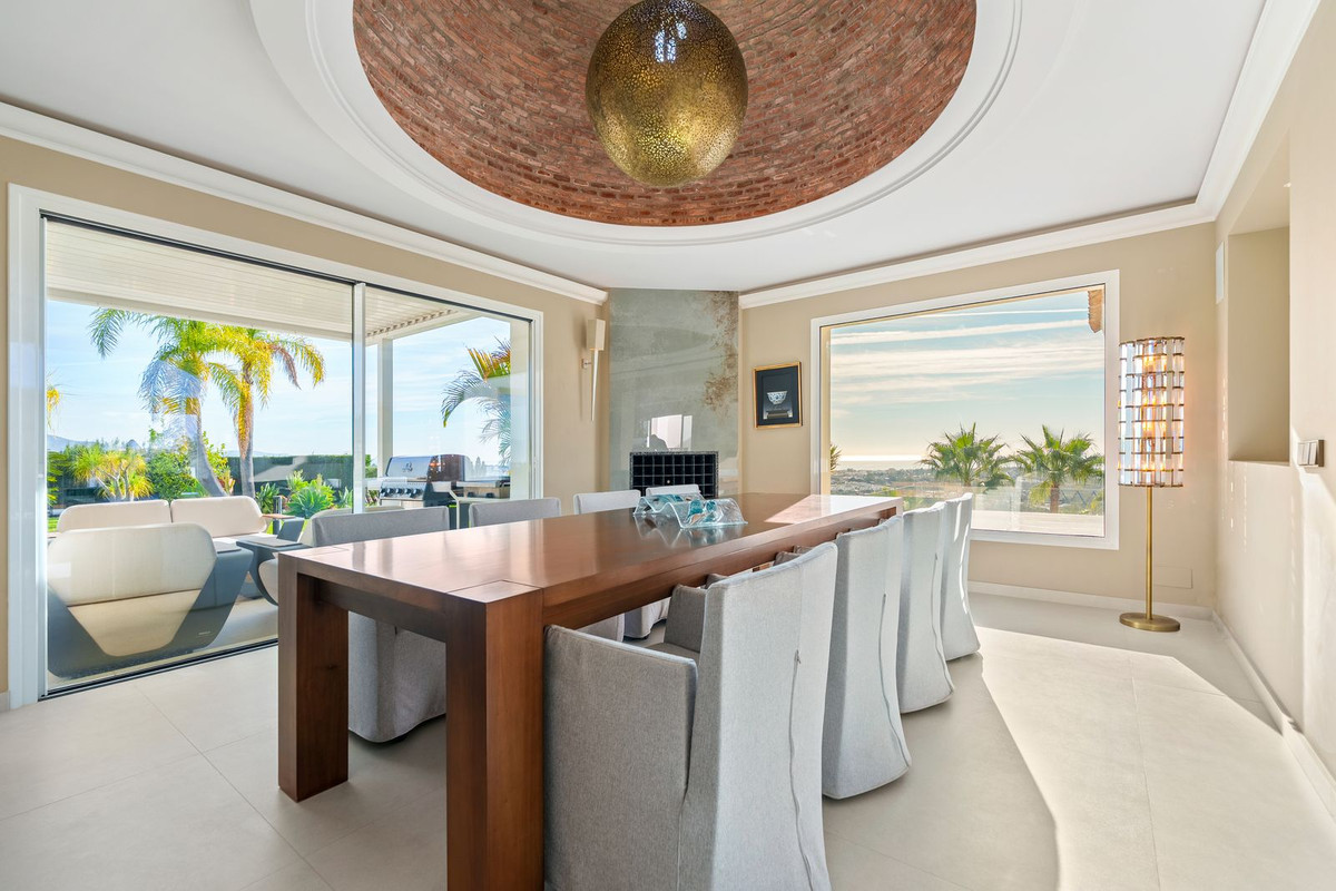 Casa de 9 Dormitorios y 9 Baños en venta en Benahavís