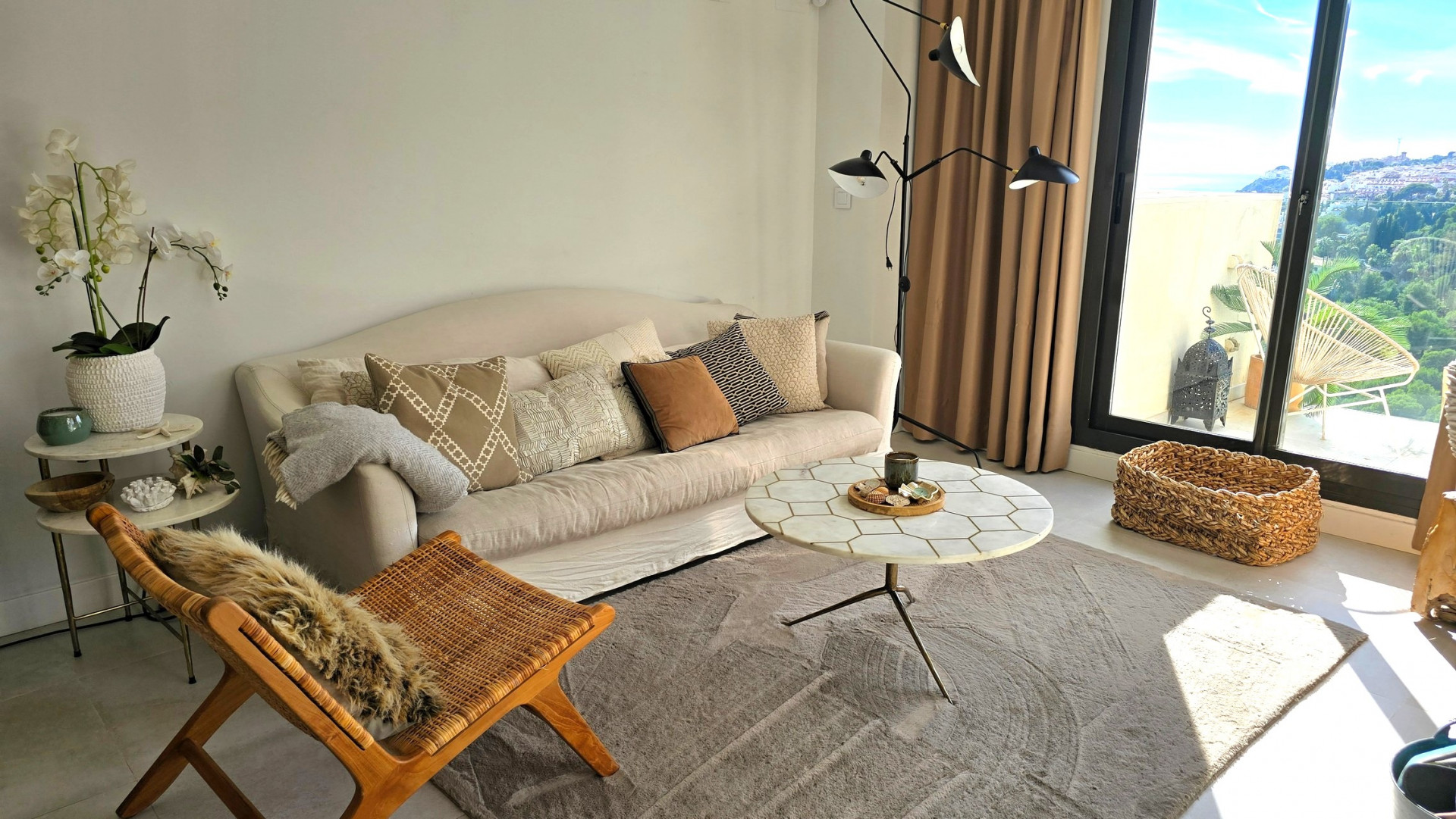 Piso de 2 Dormitorios en venta en Benalmádena