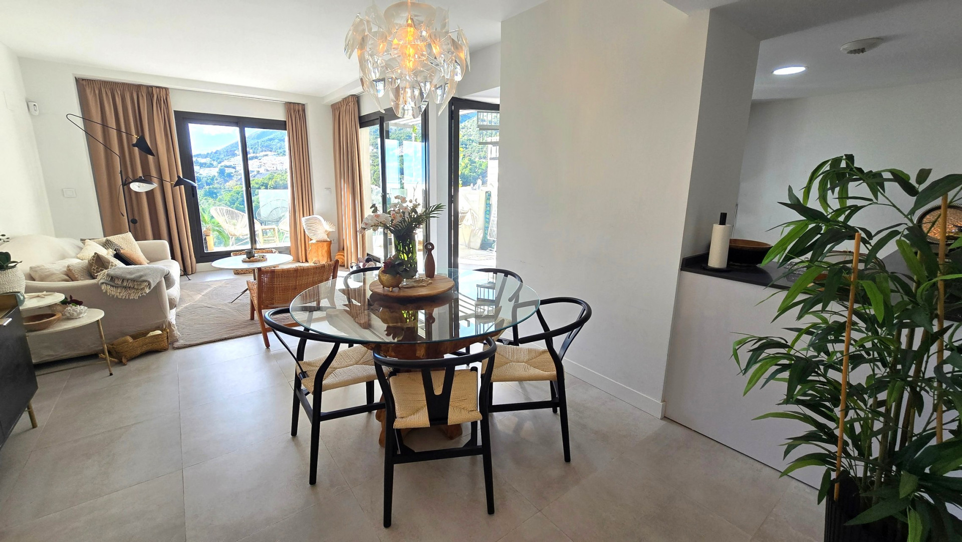 Piso de 2 Dormitorios en venta en Benalmádena