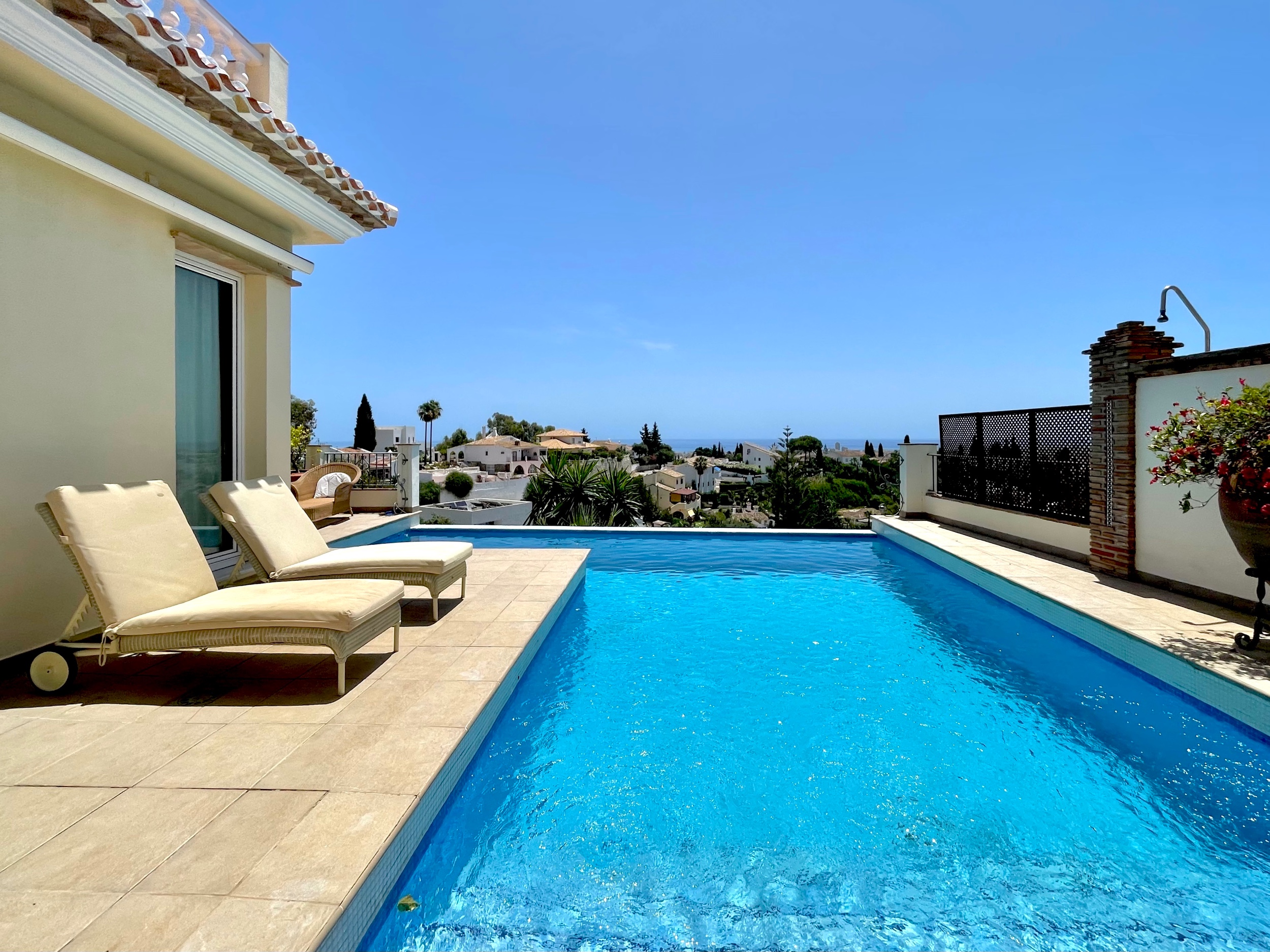 6 Bed, 6 Bath - Villa for Sale in Mijas