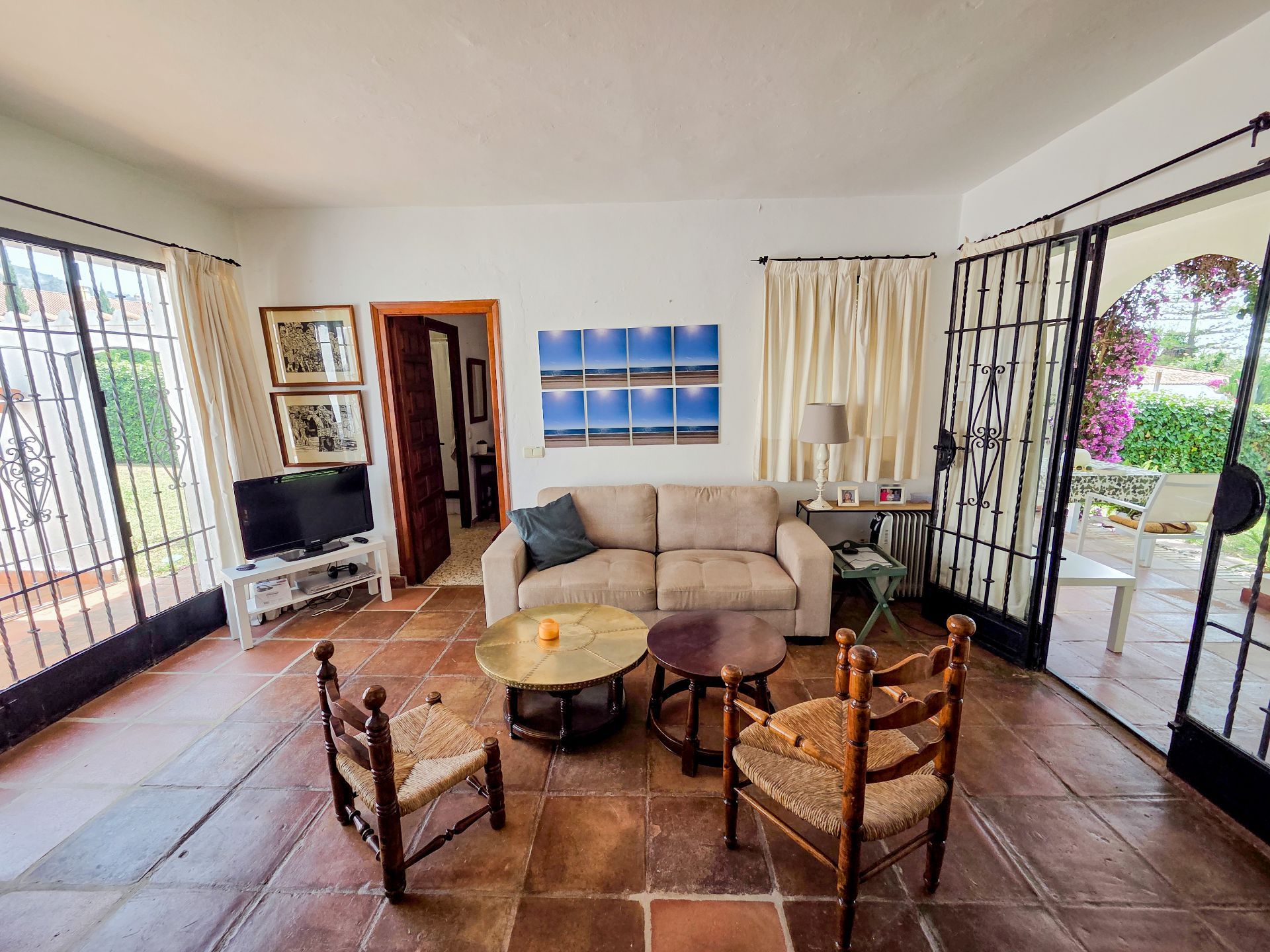 3 спални, 2 бани - Вила за продажба в Marbella