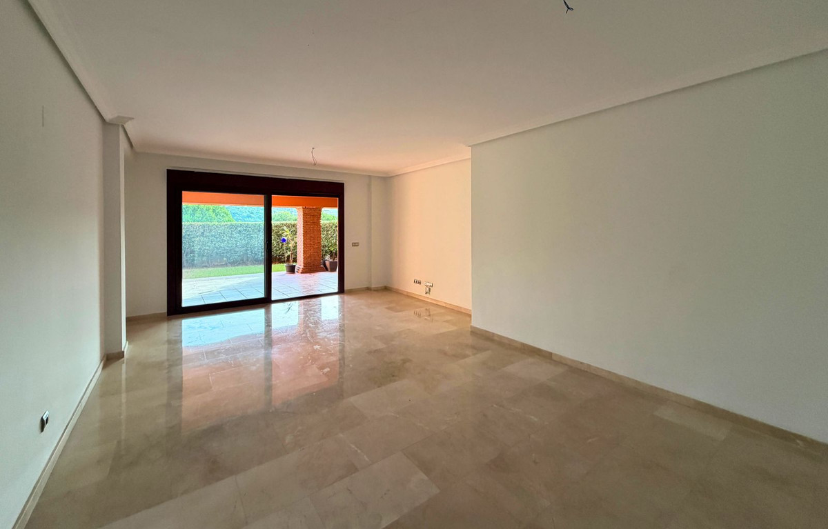 Piso de 2 Dormitorios y 2 Baños en venta en Casares